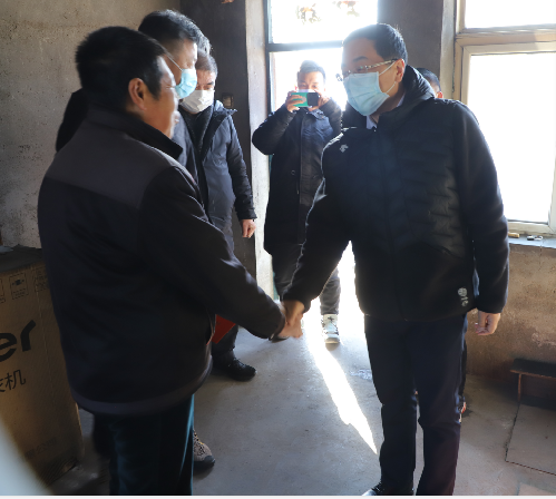 检察长慰问关怀退役军人